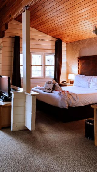 Woodland Cabins in Otley | Chevin Country Park Hotel